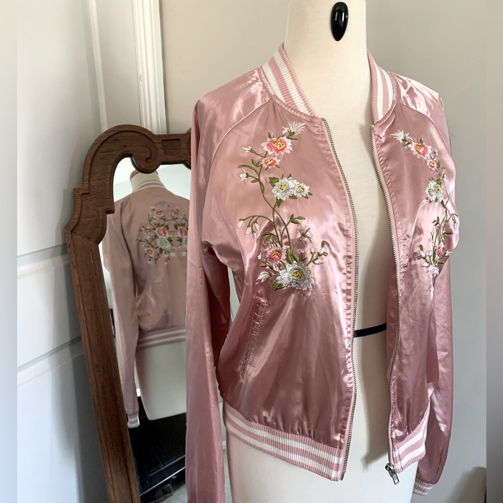 Romeo + Juliet Couture Pink jacket size M